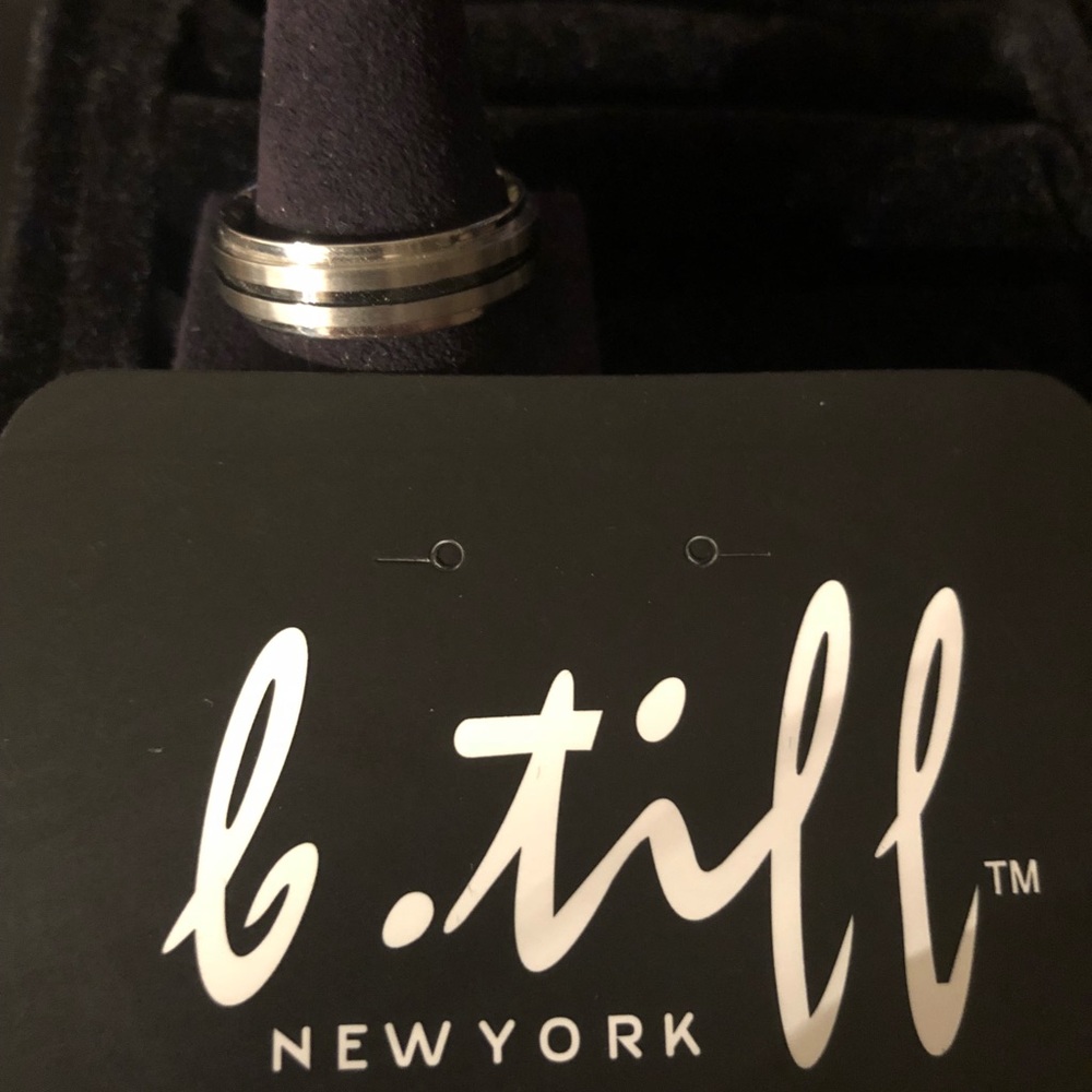 BRAND NEW B TIFF STAINLESS STEEL RING